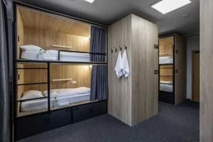 Хостел KIEV HOSTEL. Место в мужском 12-местном номере Е (нижний) 1