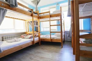 Хостел Light Life Hostel. Место в общем 6-местном номере  1