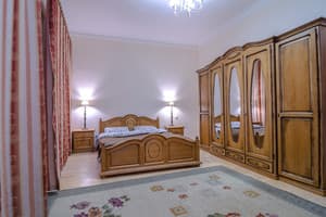 Квартира RentKiev ул. Софиевская 17. RentKiev ул. Софиевская 17 9